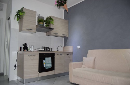 Salerno Apartment | Independent apartment near the sea