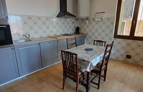 Grossa Apartment | Independent villa ground floor. terrace with unobstructed view of the valley and gulf.