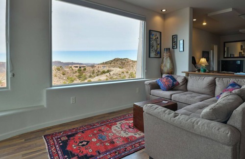 Spanish Valley House | Indian Hills Studio - Breathtaking views in foothills of the Moab Valley