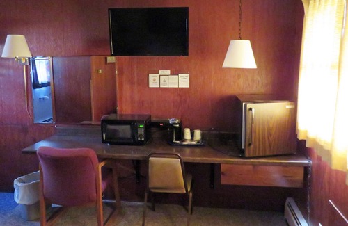 Ironwood Hotel | Indianhead Ironwood Motel