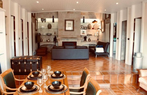 Gimileo House | Individual chalet with winery among vineyards