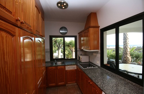 Charco del Palo House | Individual nudist holiday in a luxurious 1-Fam. Bungalow with pool