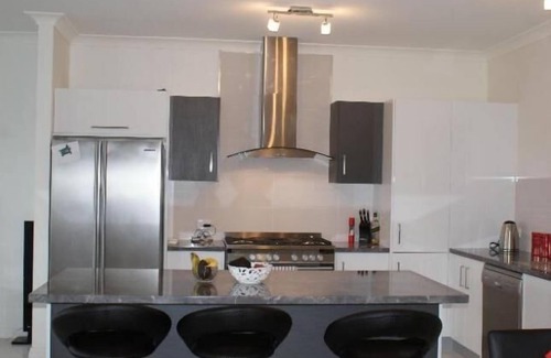 Port Hughes House | INDULGE AT THE DUNES