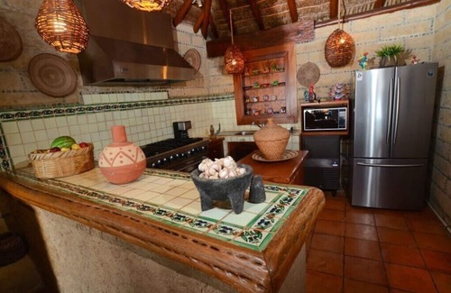 Ixtapa - Zihuatanejo Villa | Indulge in Exquisite Vibe BF Villa, Pro Staff is ready to Pamper you