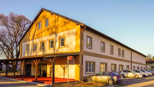 Belisce Bed & Breakfast | Industrial Belišće
