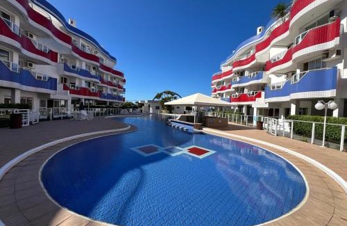 Ingleses Norte Apartment | Ingleses Holiday Gaivotas 2qts piscina aquecida frente e vista mar dos quartos Recep e Seg 24hs