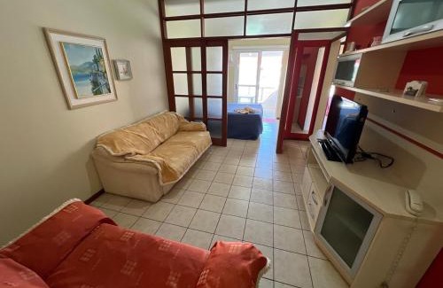 Ingleses Norte Apartment | Ingleses Holiday Gaivotas 2qts piscina aquecida frente e vista mar dos quartos Recep e Seg 24hs