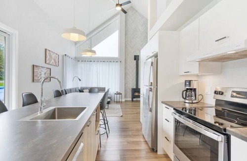 Saint Ferreol les Neiges Ski Chalet | Initial | Soeur No2 | MSA