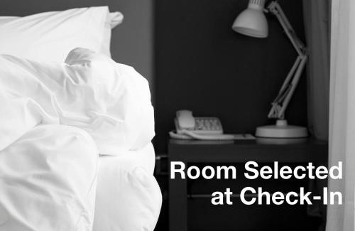 Inner Harbour Hotel | Inn at Laurel Point