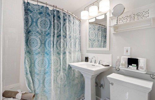 Falmouth Heights Bed & Breakfast | Inn on the Sound