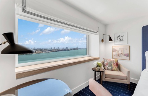 Downtown Miami Hotel | InterContinental Miami by IHG