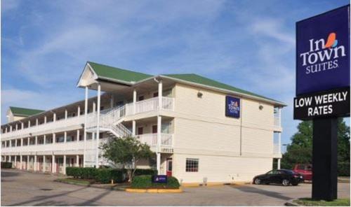 Harvey Hotel | InTown Suites Extended Stay Select New Orleans LA - Harvey