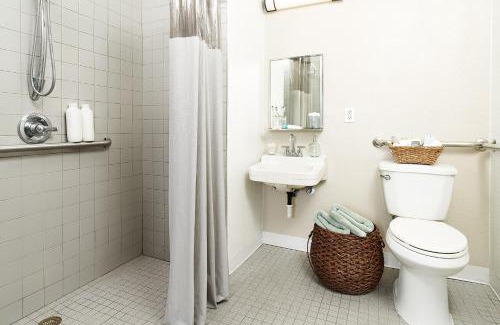 Tillmans Corner Hotel | InTown Suites Extended Stay Mobile AL - Tillmans Corner