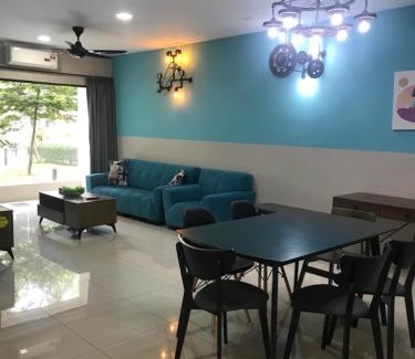 Kampung Kuala Pari House | Ipoh Manhattan TSL Pool View Water Park Homestay!