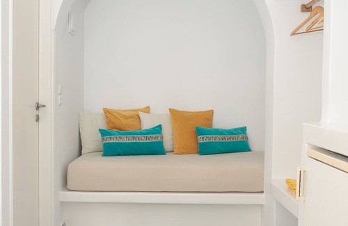 Old Town Naxos House | Ippokampos Beachfront