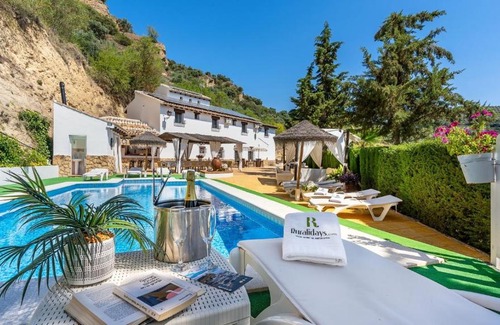 Montefrio House | Iratxe Montefrío by Ruralidays