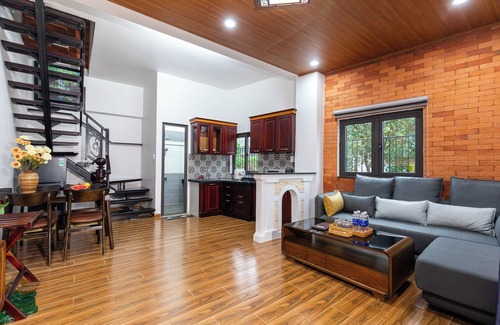 Thuy Xuan Villa | Iris Hill Villa Hue