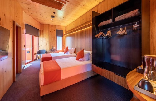 Sorell Hotel | Iron Creek Bay Estate