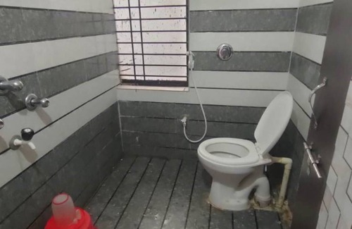 Nizamabad Hotel | iROOMZ City Lite Lodge