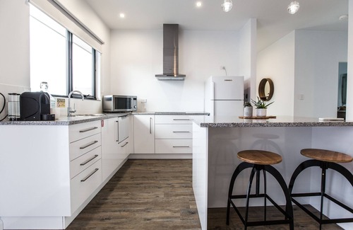 Whitemark Hotel | Island Quarters