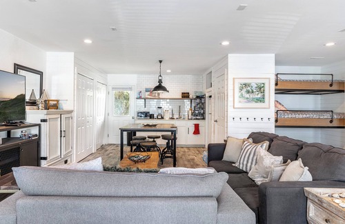 Island Quay House | Isle of Dreams: Almost Oceanfront 4 Bedrooms 4 Baths Atlantic Beach
