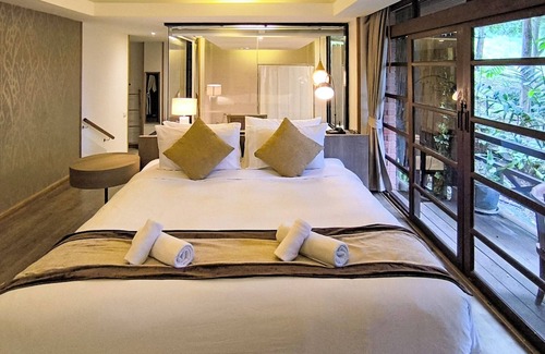 Mittaphap Hotel | Issara Boutique Winery Hotel