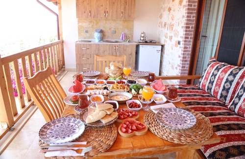 Kapakli Hotel | ISTLADA TAS EV APART