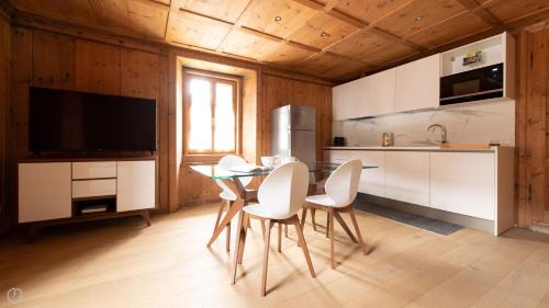 Turri Piano Apartment | Italianway - Dei Sana 8 Yellow Submarine