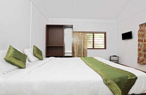 Somvarpet Hotel | Itsy Hotels Jammabane Cottage