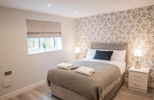 Reading Apartment | Ivory Lodge