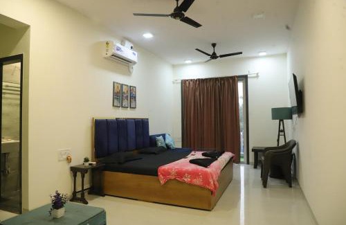 Karjat Apartment | Ivy Bliss Studio with Private Pool, B 05, Karjat