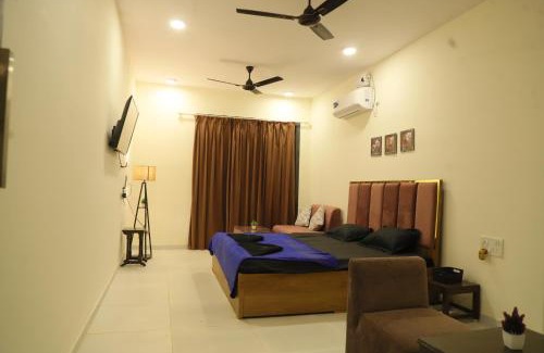 Karjat Apartment | Ivy Bliss Studio with Private Pool, B 10, Karjat