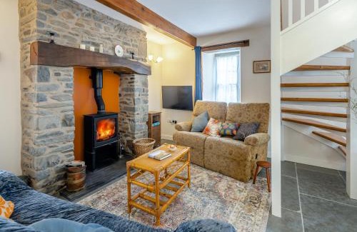 Llanddewi Brefi House | Ivy Bush Cottage