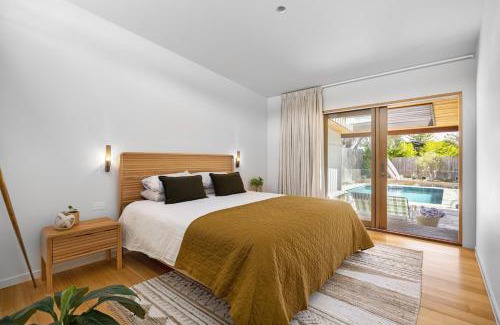 Rye House | Ivy Tyrone -Gas heated Pool Stunning renovation