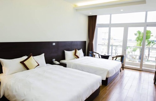 Yen Phong Hotel | J&C HOTEL