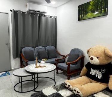 Kluang House | J&Y Homestay Kluang