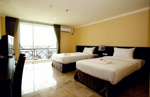 Chonburi Hotel | J & Y Lodge Hotel