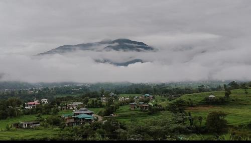 Gunehr Villa | Jab We Met-Bir Billing