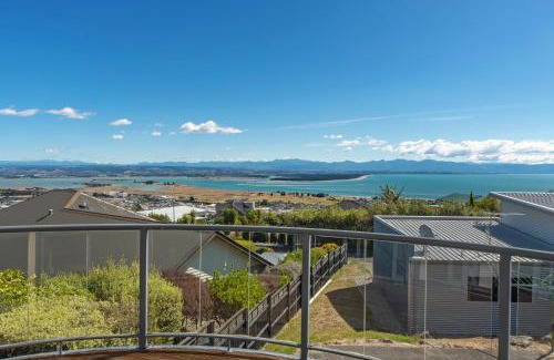 Britannia Heights House | Jacaranda