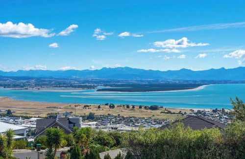 Britannia Heights House | Jacaranda