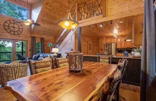Morganton Cabin | Jacuzzi-Firepit-Game Room-Pet Friendly-Fenced Yard
