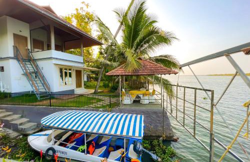 Perumbalam House | Jai Lake House