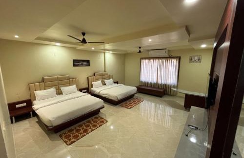 Shahdol Hotel | Jai Vilas Palace & Resort