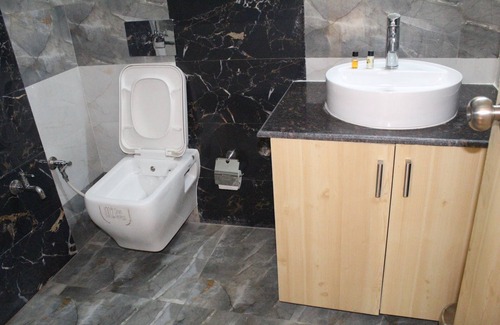 Almora Hotel | Jalal Palace