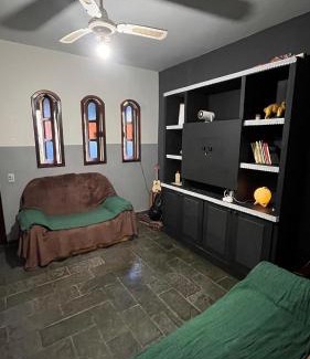 Porto Novo Hostel | Jamboo Saqua Hostel