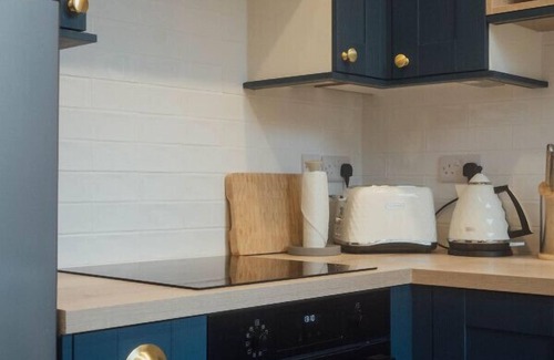Tillicoultry Apartment | James Street · Beautifully Renovated 2 Bedroom Apartment