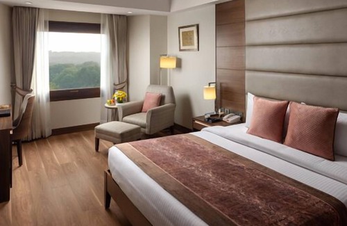 Vasant Vihar Hotel | Jaypee Vasant Continental