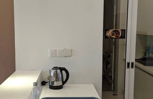 Seri Tanjung Pinang Condo | Jazz 313: Cosy 2-Bedroom Suite with Pool & Seaview