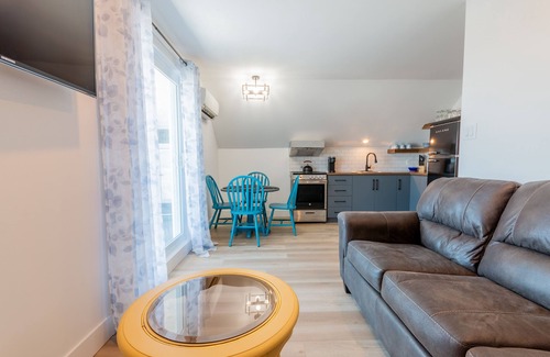 Newfoundland Apartment | Jeannie & Clyde’s, a charming ocean view loft in Bay Bulls, NL.