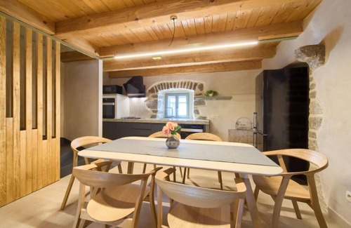 Nenadici House | Jerini Main House by Interhome